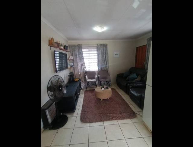 3 BEDROOM PROPERTY TO RENT IN KLIPPOORTJIE